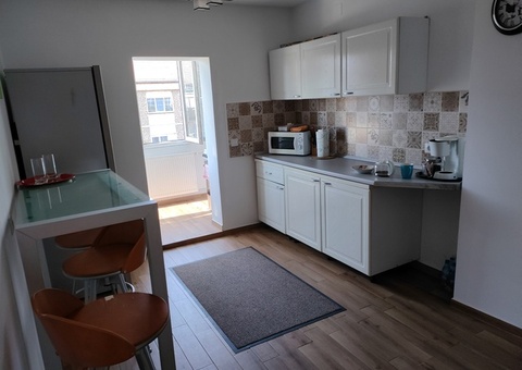 se inchiriaza apartament doua camere