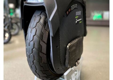 Ninebot Z10 black crow electronics monocycle with stand