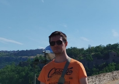 Gigolo discret pt doamne Constanța